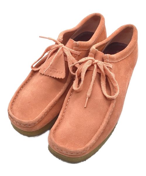 CLARKS ORIGINALS（クラークス オリジナルズ）Clarks Originals (クラークス オリジナルズ) ワラビー ピンク サイズ:UK8の古着・服飾アイテム