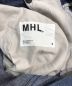 中古・古着 MHL (エムエイチエル) COTTON HEMP DRIL/センタープレスシンチバッグパンツ ブルー サイズ:S：8000円