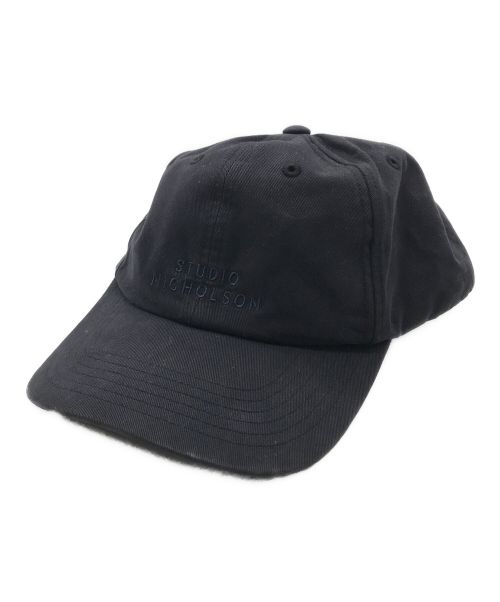 STUDIO NICHOLSON（スタジオニコルソン）STUDIO NICHOLSON (スタジオニコルソン) LOGO CAP/ロゴ キャップ ブラックの古着・服飾アイテム