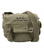 A.P.C.アーペーセー）の古着「RECUPERATION  ミリタリーバッグ」｜カーキ