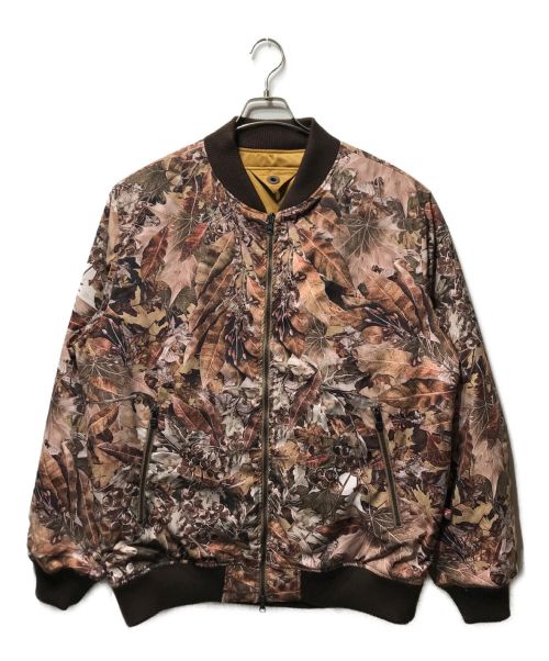 WHITE MOUNTAINEERING（ホワイトマウンテ二アニング）20AW PRIMALOFT FALLEN LEAVES PRINTED REVERSIBLE MA-1 プリマロフト フォーリンリーブス プリント リバーシブル MA-1 中綿 ジャケット 落ち葉柄 WM2073218の古着・服飾アイテム