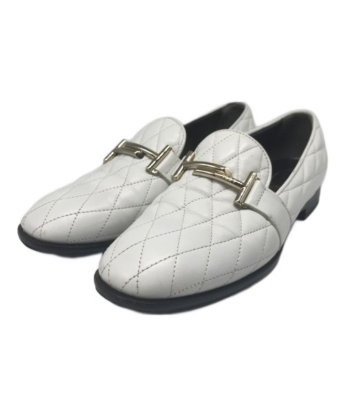 TOD'S（トッズ）TOD'S (トッズ) キルティングローファー ホワイト サイズ:36　1/2の古着・服飾アイテム