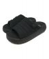 UGG（アグ）の古着「MAXXER SLIDE BLACK」｜ブラック