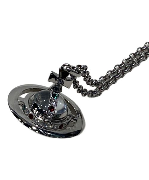 Vivienne Westwood（ヴィヴィアンウエストウッド）Vivienne Westwood (ヴィヴィアンウエストウッド) ORB PENDANT WATCH シルバーの古着・服飾アイテム