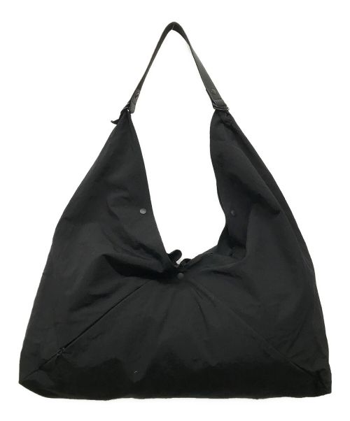 SLOW&CO（スロウアンドコウ）SLOW&CO (スロウ) span nylon-wrap bag ブラックの古着・服飾アイテム