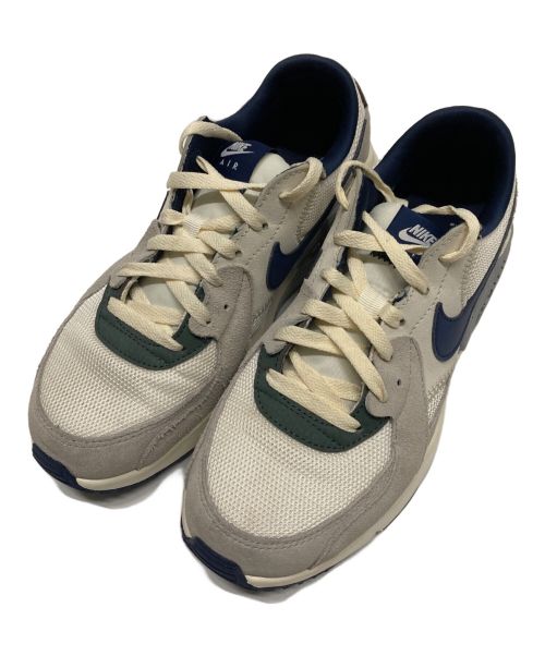 NIKE（ナイキ）NIKE (ナイキ) AIR MAX EXCEE ホワイト×ネイビー サイズ:US 7 1/2の古着・服飾アイテム