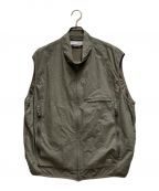 UNIVERSAL PRODUCTS.ユニバーサルプロダクツ）の古着「PERTEX EQUILIBRIUM PACKABLE VEST」｜グレー