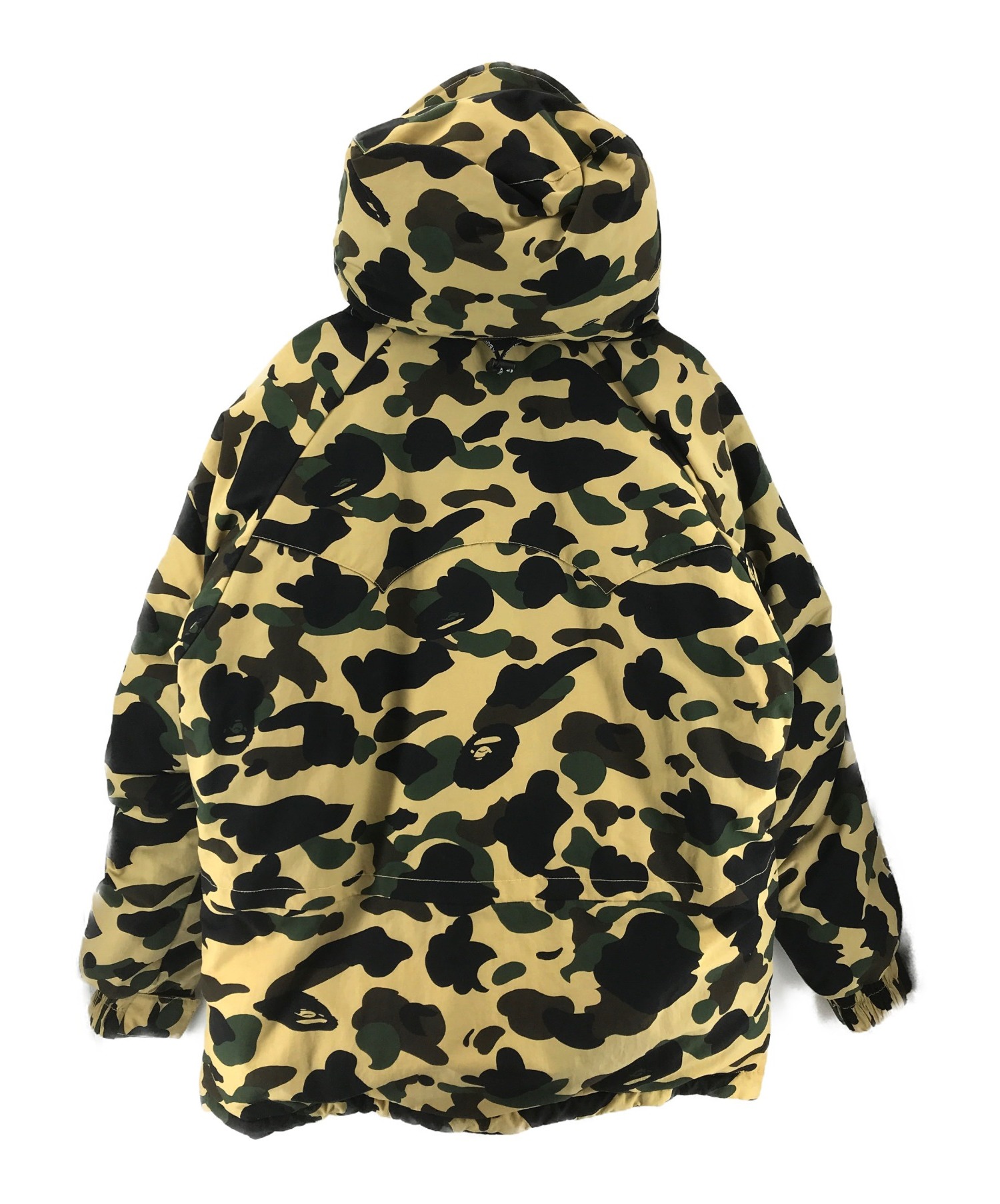 a bathing ape ナイロンジャケット スターカモ capacitacion