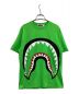 A BATHING APE（アベイシングエイプ）の古着「シャークプリントTシャツ 001CSE301002X ジャージー」｜ライトグリーン