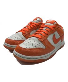 NIKE（ナイキ）の古着「WMNS Dunk Low Total Orange ナイキ ウィメンズ ダンク ロー ライトボーン/セーフティオレンジ FN7773-001」｜ホワイト×オレンジ