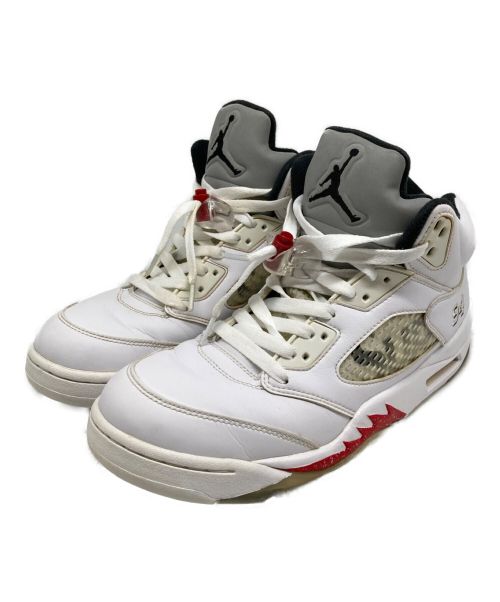 NIKE（ナイキ）NIKE (ナイキ) SUPREME (シュプリーム) AIR JORDAN5コラボスニーカー ホワイト サイズ:27.5㎝の古着・服飾アイテム