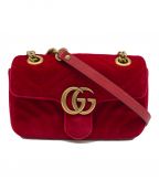 GUCCIグッチ）の古着「GGマーモント ベルベット チェーンショルダーバッグ」｜レッド