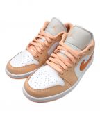 NIKEナイキ）の古着「WMNS AIR JORDAN 1 LOW」｜ホワイト×ベージュ