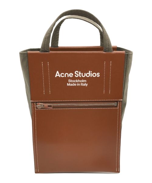 Acne studios（アクネ ストゥディオス）Acne studios (アクネ ストゥディオス) Baker Out S ペーパーテクスチャー ロゴ プリント トートバッグ ブラウン×オリーブ サイズ:-の古着・服飾アイテム