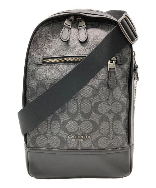 COACH（コーチ）COACH (コーチ) Graham Pack In Signature Canvas/ グラハム パック ショルダーバッグ/ボディーバッグ ブラックの古着・服飾アイテム