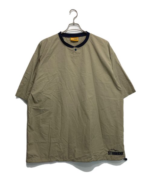 GRIP SWANY（グリップスワニー）GRIP SWANY (グリップスワニー) STABRIDGE (スタブリッジ) コラボTシャツ ベージュ サイズ:Lの古着・服飾アイテム