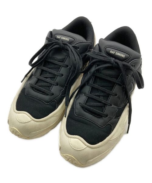 adidas（アディダス）adidas (アディダス) RAF SIMONS (ラフシモンズ) OZWEEGO/ローカットスニーカー ブラック サイズ:27の古着・服飾アイテム