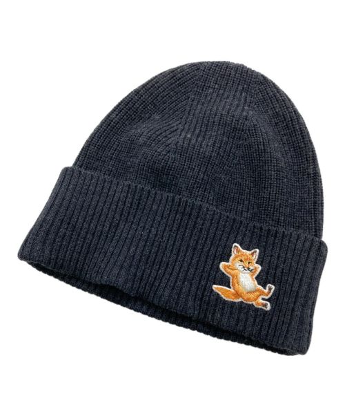 maison kitsune（メゾンキツネ）MAISON KITSUNE (メゾンキツネ) CHILLAX FOX PATCH BEANIE/ニット帽 グレーの古着・服飾アイテム