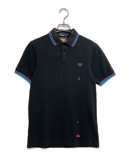 FRED PERRY（フレッドペリー）FRED PERRY (フレッドペリー) Space Invaders (スペースインベーダー) Laser Beam Tipped Shirt ブラック サイズ:XSの古着・服飾アイテム