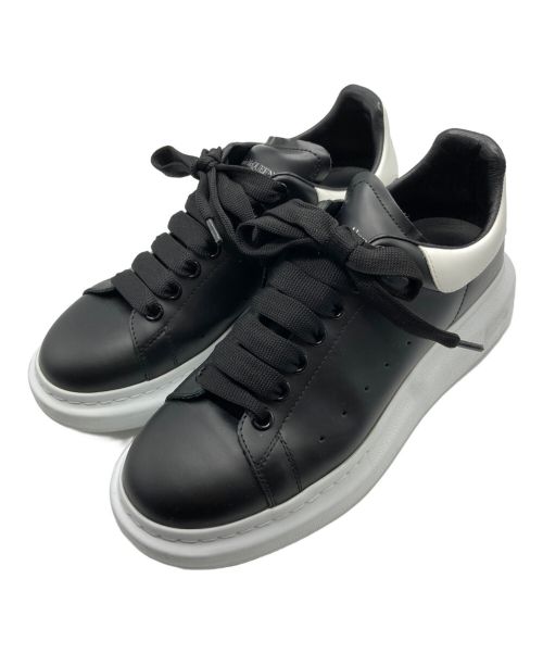 ALEXANDER McQUEEN（アレキサンダーマックイーン）ALEXANDER McQUEEN (アレキサンダーマックイーン) Oversized sneakers ブラック×ホワイト サイズ:40の古着・服飾アイテム