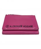 MM6 Maison Margielaエムエムシックス メゾンマルジェラ）の古着「3つ折り財布」｜ピンク