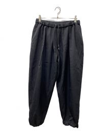 UNTRACE（アントレース）の古着「BASIC TAPERED STRETCH TRACK PANT」｜ブラック