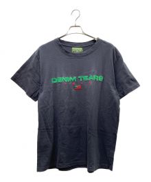 Denim Tears（デニムティアーズ）の古着「ロゴ刺繍Tシャツ」｜グレー×グリーン