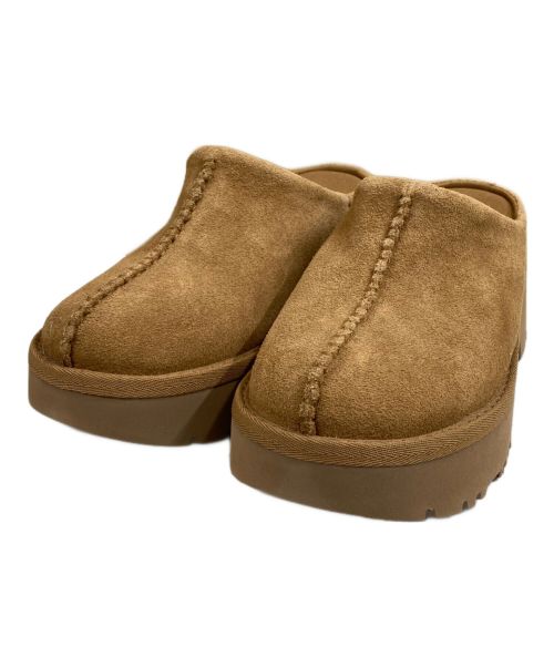 UGG（アグ）UGG (アグ) NEW HEIGHTS CLOG ニュー ハイツ クロッグサンダル ブラウン サイズ:25cmの古着・服飾アイテム