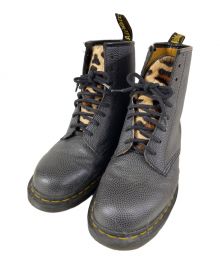 Dr.Martens×stussy（ドクターマーチン×ステューシー）の古着「レオパード 8ホールブーツ」｜ブラック×ブラウン