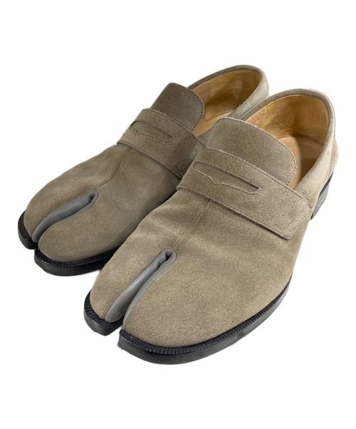 Maison Margiela（メゾンマルジェラ）Maison Margiela (メゾンマルジェラ) Tabi Loafers ベージュ サイズ:SIZE 42の古着・服飾アイテム