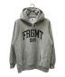 FRAGMENT DESIGN（フラグメントデザイン）の古着「FRAGMENT UNIVERSITY / FRGMT UNV SWEAT HOODIE E」｜グレー