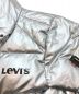 中古・古着 LEVI'S (リーバイス) ダウンコート シルバー サイズ:M：5800円