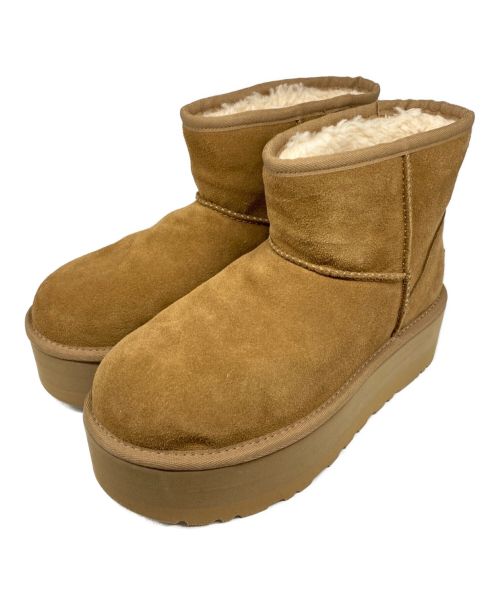 UGG（アグ）UGG (アグ) Classic Mini Platform ブラウン サイズ:US8の古着・服飾アイテム