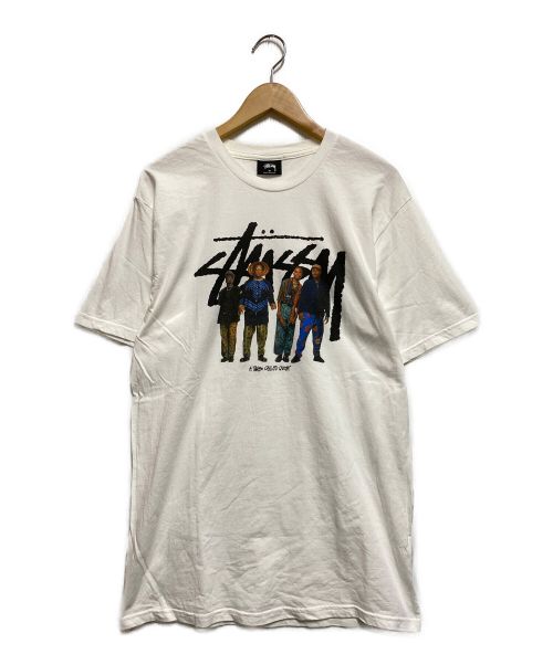 stussy（ステューシー）stussy (ステューシー) a tribe called quest (ア・トライブ・コールド・クエスト) Tシャツ ホワイト サイズ:Mの古着・服飾アイテム