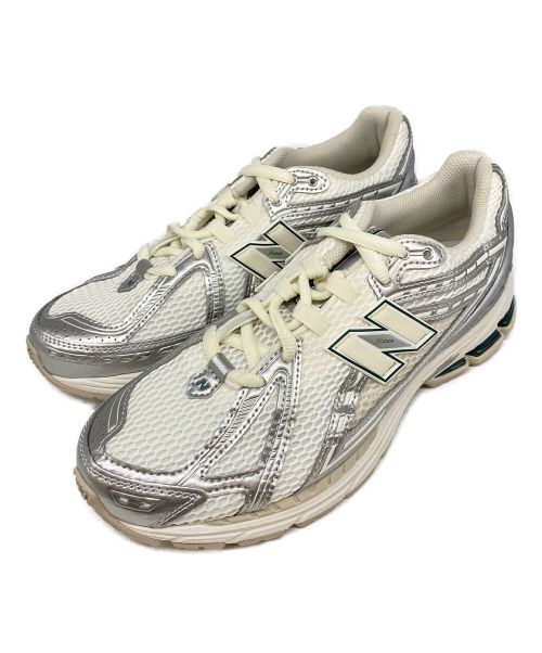 NEW BALANCE（ニューバランス）NEW BALANCE (ニューバランス) M1906REE ホワイト×グリーン サイズ:US9.5の古着・服飾アイテム