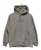 SUPREME×KAWSシュプリーム×カウズ）の古着「Chalk Logo Hooded Sweatshirt」｜グレー