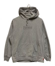 SUPREME×KAWS（シュプリーム×カウズ）の古着「Chalk Logo Hooded Sweatshirt」｜グレー