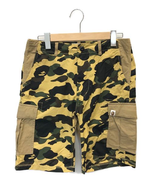 A BATHING APE（アベイシングエイプ）A BATHING APE (アベイシングエイプ) 1st camo切替カーゴハーフパンツ ベージュ サイズ:Sの古着・服飾アイテム