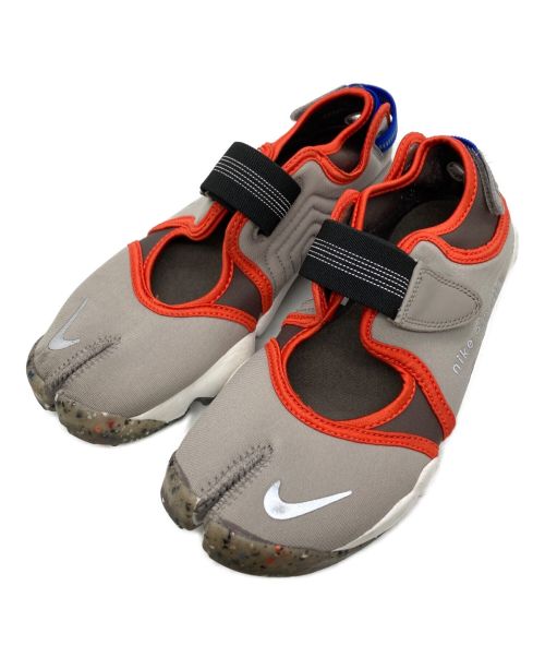 NIKE（ナイキ）NIKE (ナイキ) AIR RIFT ベージュ サイズ:UK5.5/EUR39/25cmの古着・服飾アイテム