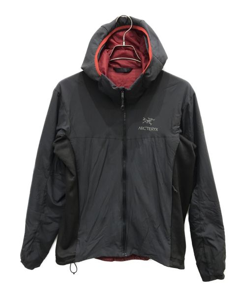 ARC'TERYX（アークテリクス）ARC'TERYX (アークテリクス) ATOMフーディ中綿ジャケット ブラック サイズ:Sの古着・服飾アイテム