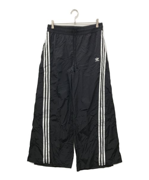 adidas（アディダス）adidas (アディダス) メガフレア トラックパンツ/ナイロンパンツ/IV9335 ブラック サイズ:2XLの古着・服飾アイテム