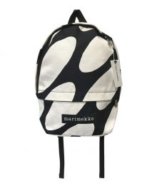 marimekko（マリメッコ）の古着「Linssi / Hiljaa backpack/049752/バックパック/リュックサック/総柄」｜ブラック×ホワイト