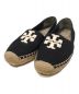 TORY BURCH（トリーバーチ）の古着「FLAT ESPADRILL TORY BURCH トリーバーチ Weston Black Recycled Canvas/Leather Espadrille Shoes スリッポン 春夏 75980 エスパドリーユ」｜ブラック×ベージュ