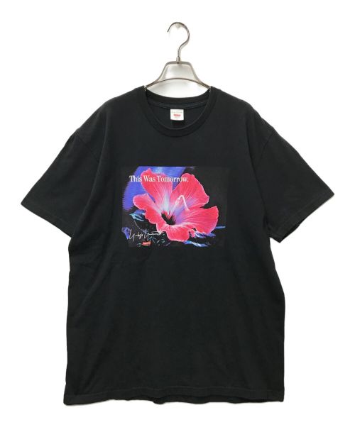 SUPREME（シュプリーム）SUPREME YOHJI YAMAMOTO Tシャツ Supreme シュプリーム YOHJI YAMAMOTO ヨウジヤマモト コラボ アメリカ製 20AW 20年秋冬 This Was Tomorrow Tee サイズ:SIZE Lの古着・服飾アイテム