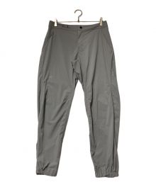 ARC'TERYX（アークテリクス）の古着「ACROPLE JOGGER/アクロープル ジョガー/ナイロンパンツ/ARC'TERYX/アークテリクス/ヴォイド/ウィンドシェルジョガー」｜グレー