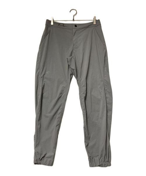 ARC'TERYX（アークテリクス）ARC'TERYX (アークテリクス) ACROPLE JOGGER/アクロープル ジョガー/ナイロンパンツ/ARC'TERYX/アークテリクス/ヴォイド/ウィンドシェルジョガー グレー サイズ:SIZE 30の古着・服飾アイテム