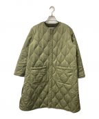 Traditional Weatherwearトラディショナルウェザーウェア）の古着「ARKLEY LONG W/ZIP ノーカラーキルティングコート L212APQCO0215MJ」｜カーキ