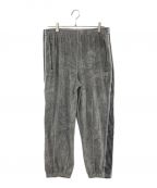 Needles×charcoalニードルズ×チャコール）の古着「別注 Velour Track Pant Zipped」｜グレー