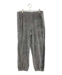 Needles×charcoal（ニードルズ×チャコール）の古着「別注 Velour Track Pant Zipped」｜グレー