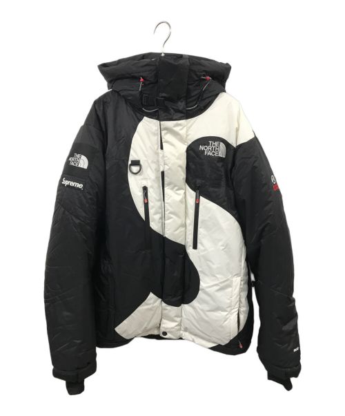 THE NORTH FACE（ザ ノース フェイス）THE NORTH FACE (ザ ノース フェイス) SUPREME (シュプリーム) S LOGO HIMALAYAN PARKA ホワイト×ブラック サイズ:Mの古着・服飾アイテム